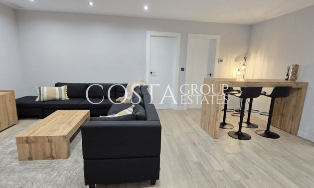 Resale - Villa -
Orihuela - Punta Prima