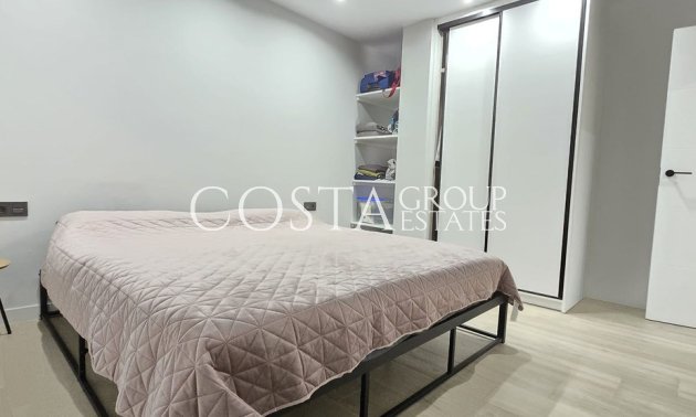 Resale - Villa -
Orihuela - Punta Prima