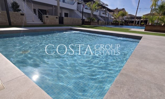 Resale - Villa -
Orihuela - Punta Prima