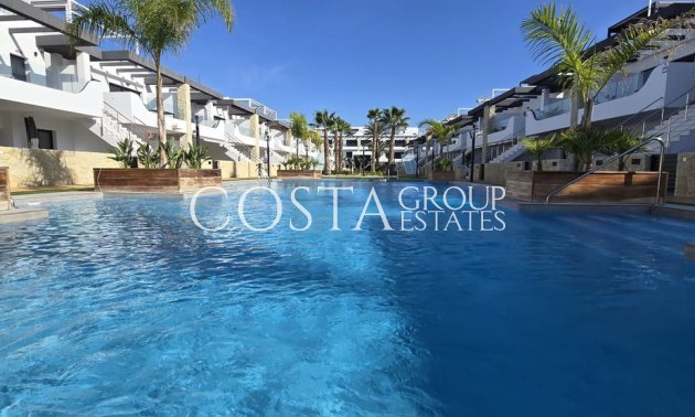 Resale - Villa -
Orihuela - Punta Prima