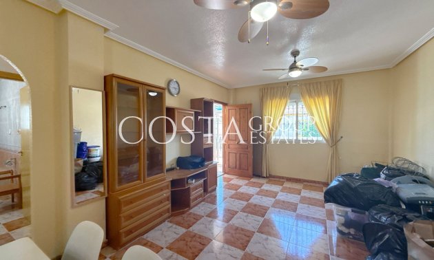 Odsprzedaż - Dom -
Orihuela - Cabo Roig