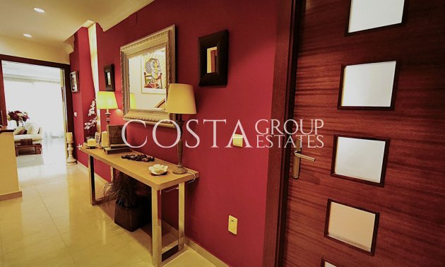 Wiederverkauf - Villa -
Alicante - Alicante Centro