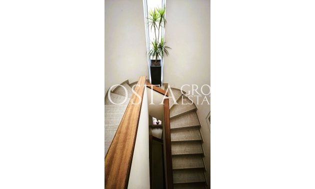 Wiederverkauf - Villa -
Alicante - Alicante Centro