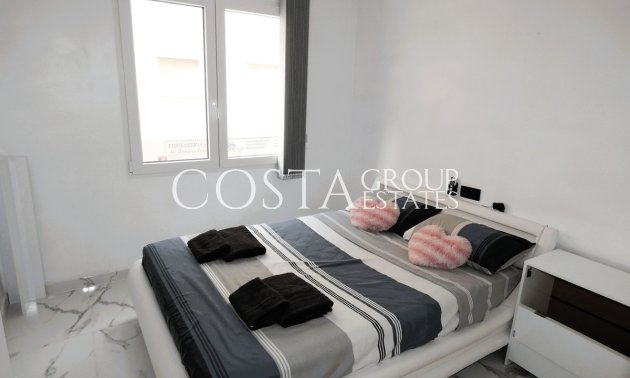 Resale - Apartments -
Torrevieja - Torrevieja Centro