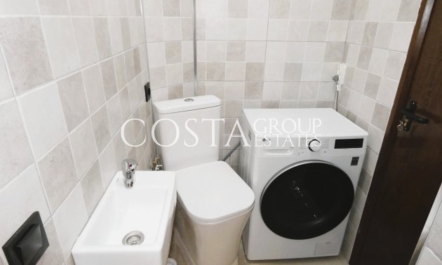 Resale - Apartments -
Torrevieja - Torrevieja Centro