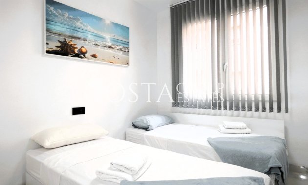 Resale - Apartments -
Torrevieja - Torrevieja Centro