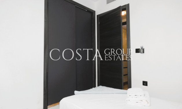 Resale - Apartments -
Torrevieja - Torrevieja Centro