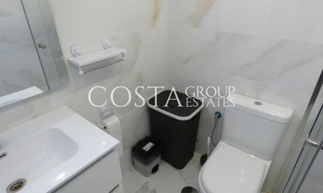 Resale - Apartments -
Torrevieja - Torrevieja Centro