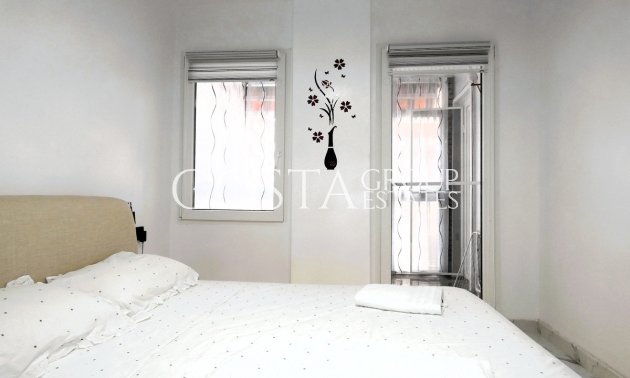 Resale - Apartments -
Torrevieja - Torrevieja Centro