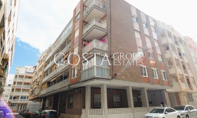 Resale - Apartments -
Torrevieja - Torrevieja Centro