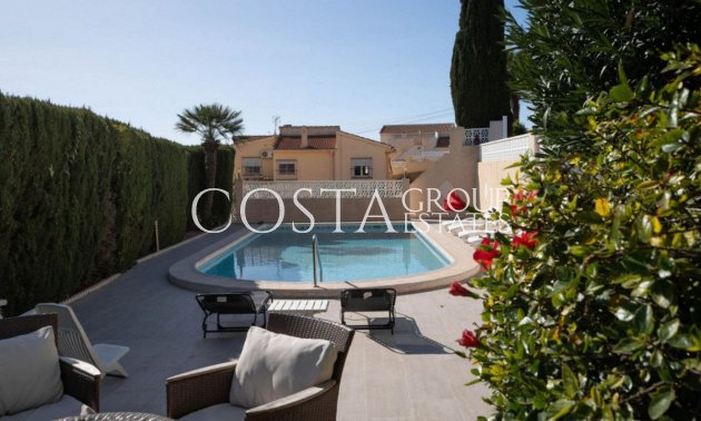 Resale - Villa -
Rojales - Ciudad Quesada