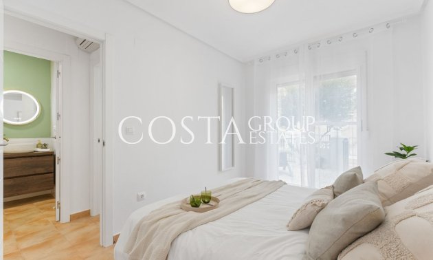 Wiederverkauf - House -
Orihuela - Villamartin