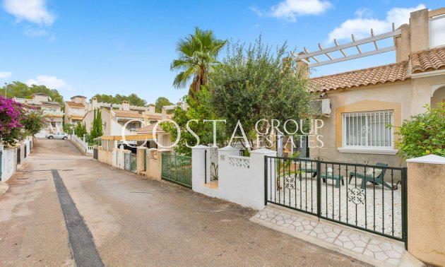 Wiederverkauf - House -
Orihuela - Villamartin