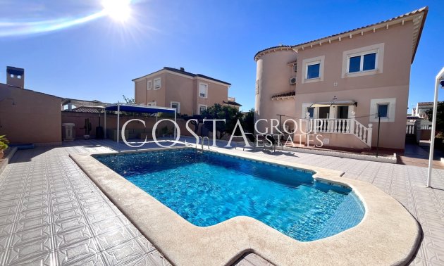 Resale - Villa -
Orihuela - La Zenia