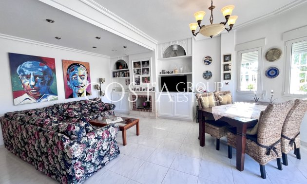 Resale - Villa -
Orihuela - La Zenia