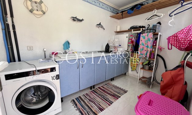 Resale - Villa -
Orihuela - La Zenia