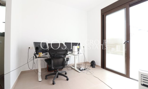 Resale - Villa -
Benijofar