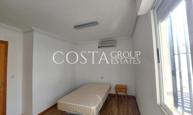 Wiederverkauf - House -
Orihuela - Los Altos