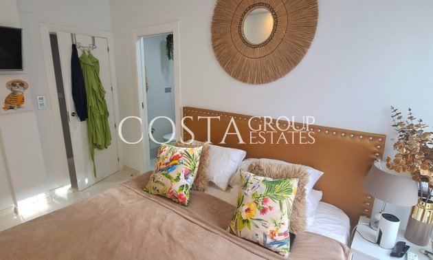 Resale - Villa -
Orihuela - Villamartin