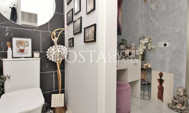 Resale - Villa -
Orihuela - Villamartin