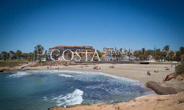 Nieuwbouw Woningen - Villa -
Orihuela Costa - Campoamor