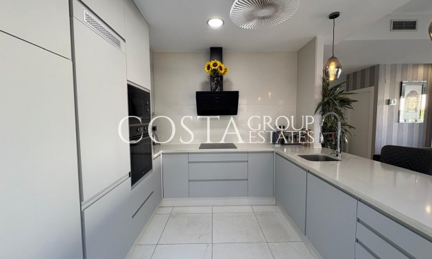 Revente - Villa -
Orihuela Costa - Villamartín