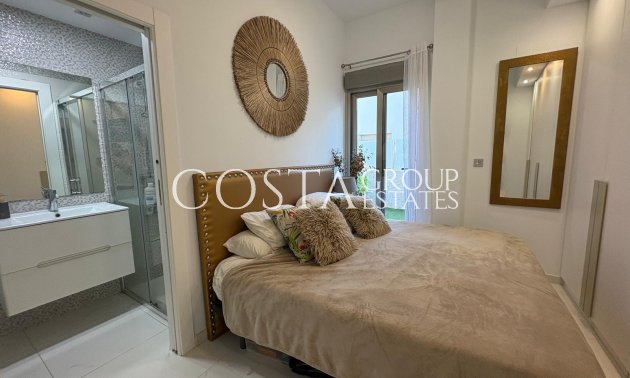 Revente - Villa -
Orihuela Costa - Villamartín