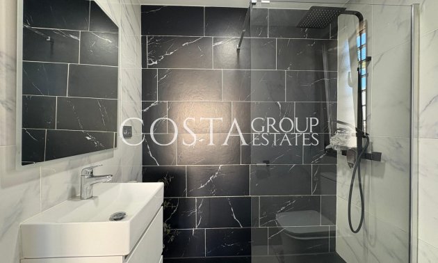 Revente - Villa -
Orihuela Costa - Villamartín