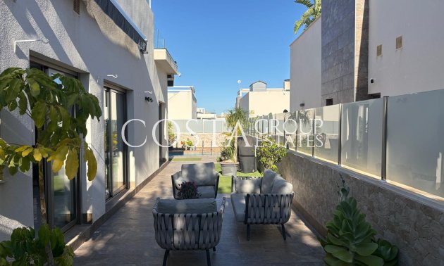 Revente - Villa -
Orihuela Costa - Villamartín