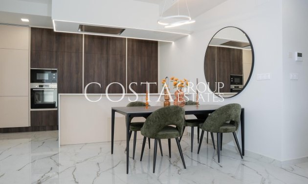 Nowy budynek - Willa -
Ciudad Quesada - Lo Marabú