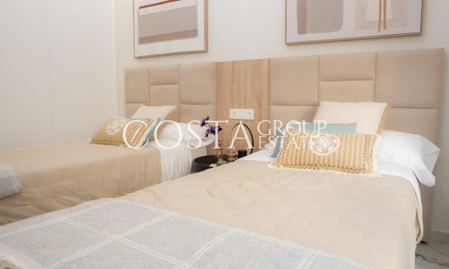 Nowy budynek - Willa -
Ciudad Quesada - Lo Marabú