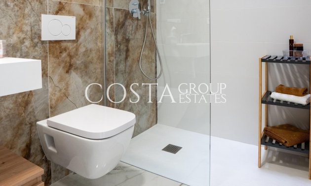 Nowy budynek - Willa -
Ciudad Quesada - Lo Marabú