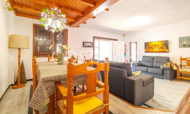 Odsprzedaż - Dom -
Torrevieja - Cabo Cervera