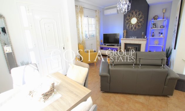 Herverkoop - Villa -
Guardamar del Segura - Guardamar del Segura Centro