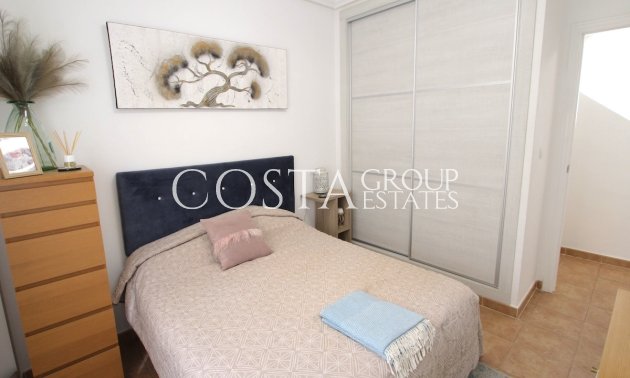 Herverkoop - Villa -
Guardamar del Segura - Guardamar del Segura Centro