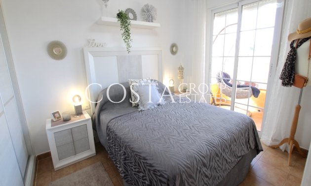 Herverkoop - Villa -
Guardamar del Segura - Guardamar del Segura Centro