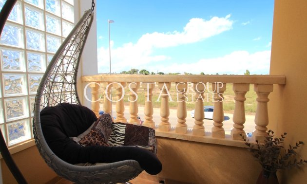 Herverkoop - Villa -
Guardamar del Segura - Guardamar del Segura Centro