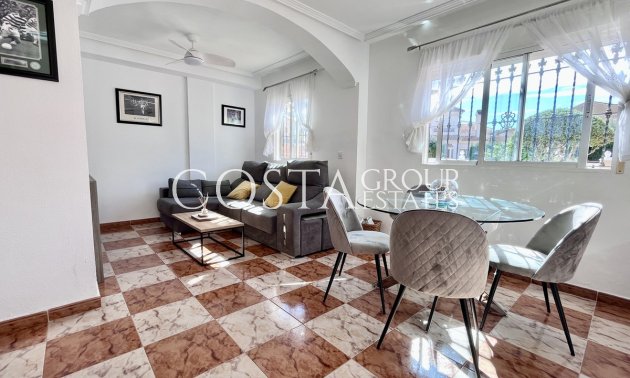 Revente - Maison -
Orihuela - La Zenia