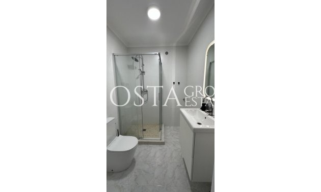 Odsprzedaż - Dom -
Benitachell - Benitachell Centro