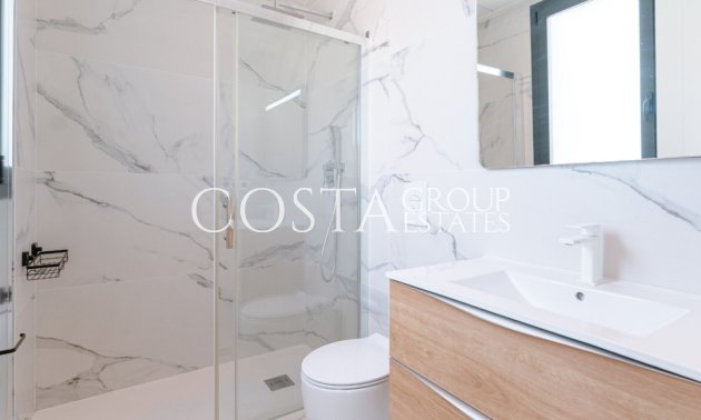 Wiederverkauf - Villa -
San Miguel de Salinas - San Miguel de Salinas Centro