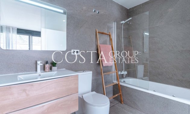 Wiederverkauf - Villa -
San Miguel de Salinas - San Miguel de Salinas Centro