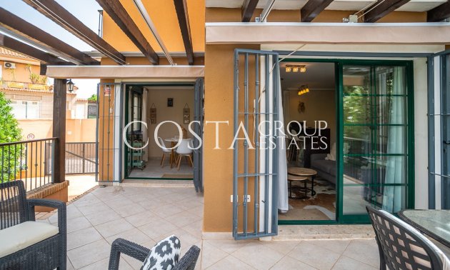 Wiederverkauf - Villa -
Torrevieja - Torrevieja Centro