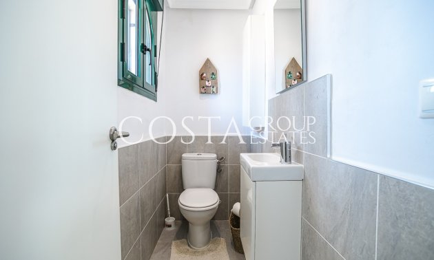 Wiederverkauf - Villa -
Torrevieja - Torrevieja Centro