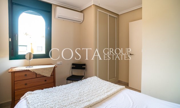 Wiederverkauf - Villa -
Torrevieja - Torrevieja Centro