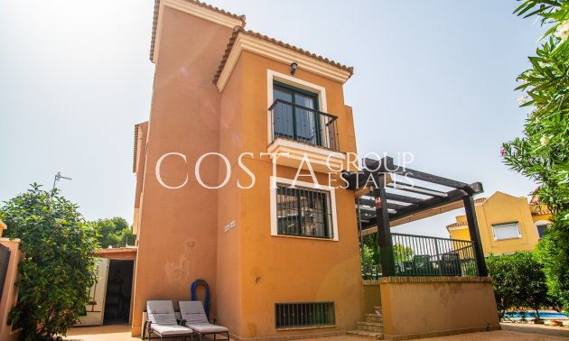 Wiederverkauf - Villa -
Torrevieja - Torrevieja Centro