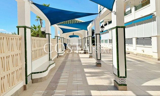 Resale - Apartments -
Torrevieja - La Mata