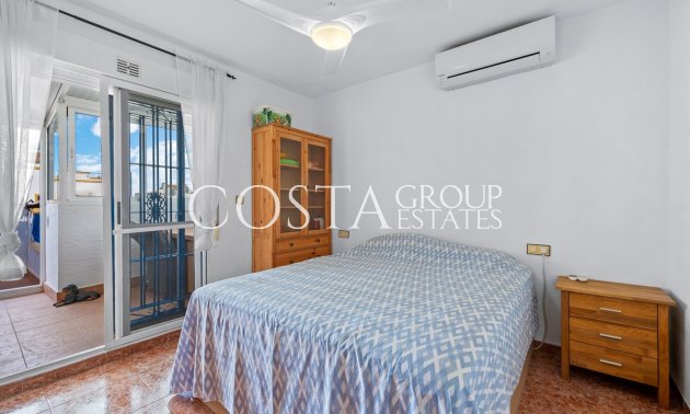 Resale - Villa -
Torrevieja - Torrevieja Centro