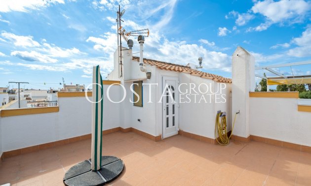Resale - Villa -
Torrevieja - Torrevieja Centro