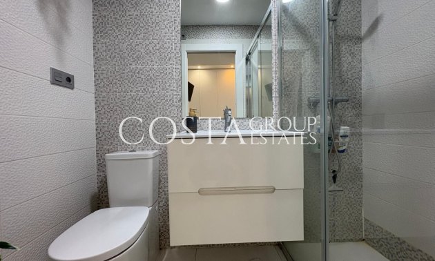 Wiederverkauf - Villa -
Orihuela - Villamartin