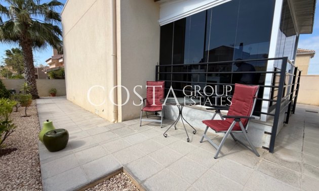 Herverkoop - Villa -
Rojales - Rojales Centro